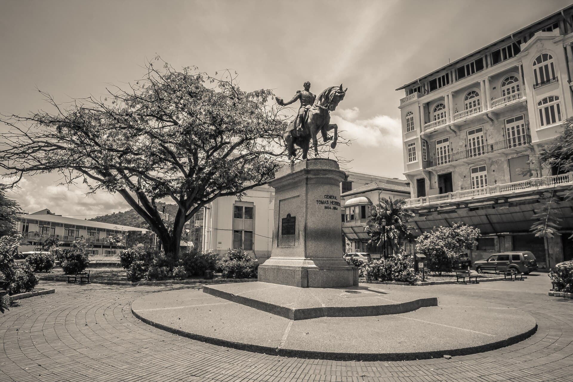 Plaza Herrera